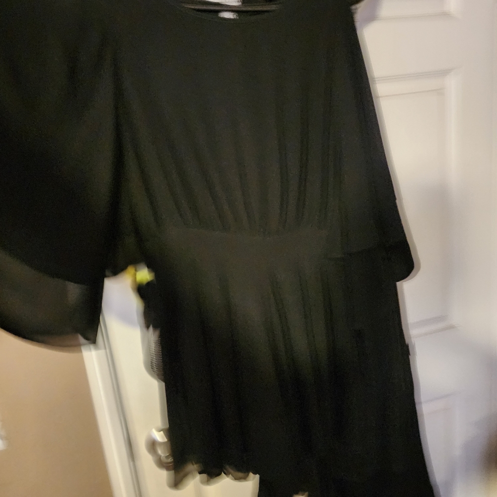 Black chiffon flounce, bat wing short jumper